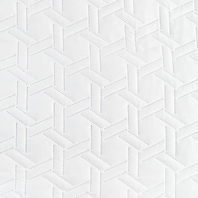 Auemtyn King Size Quilt Set 3 Pieces, Soft Lightweight Summer Bedspread, Reversible Microfiber Bed Coverlet for All Seasons, White, Geometric Pattern (1 Quilt, 2 Pillow Shams)