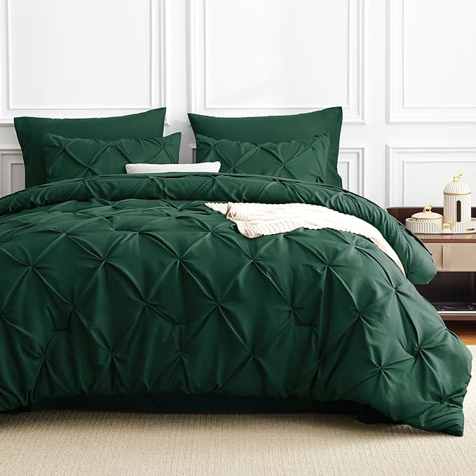 Queen Comforter Set Emerald Green, 7 Pieces Pintuck Bed in A Bag Queen Size Bedding, Soft Bed Set All Season Pinch Pleat Comforter Set with Sheets, Pillowcases & Shams