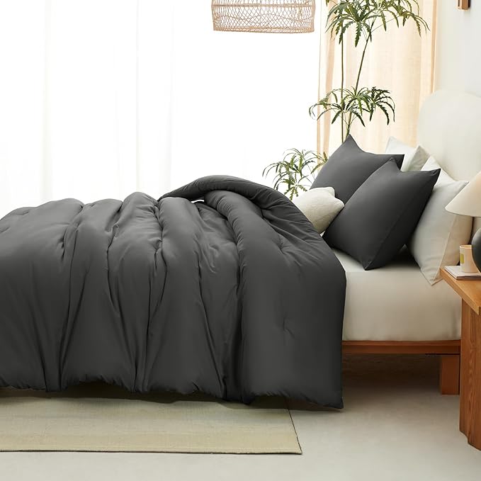 CozyLux Queen Comforter Set Dark Grey, 3 Pieces Solid Dark Gray Breathable Quilted Style Bedding Sets, Luxury Soft Microfiber Down Alternative Comforter for All Season (1 Comforter & 2 Pillowcases)