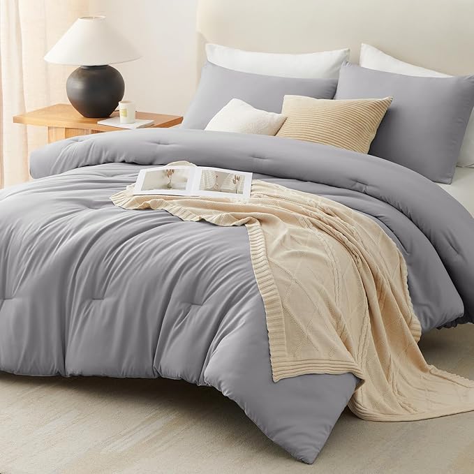 CozyLux Queen Comforter Set Grey, 3 Pieces Solid Gray Queen Comforter Breathable Quilted Bedding Sets, Luxury Soft Bed Set with Down Alternative Comforter for All Season (1 Comforter & 2 Pillowcases)