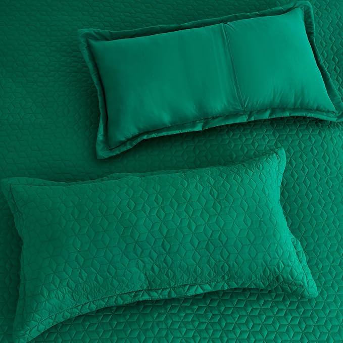 Oversized King Bedspread 128x120 Extra Wide, Modern & Contemporary Look, Lightweight Bedding Cover, Reversible, 5 Piece, 100% Microfiber, Green