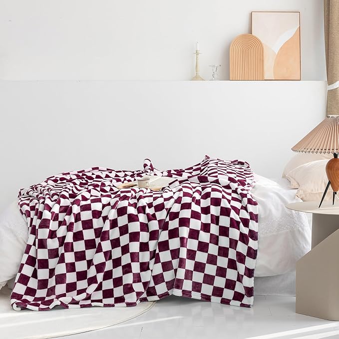 LOMAO Throw Blankets Flannel Blanket with Checkerboard Grid Pattern Soft Throw Blanket for Couch, Bed, Sofa Luxurious Warm and Cozy for All Seasons (Burgundy, 60"x80")