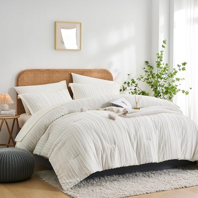 WURUIBO Comforter Set Size, White Comforter Set Queen Size, 7 Pieces Bed in a Bag, Ultra Soft Queen Bedding Set, Bed Set for All Seasons, Flat Sheet, Fitted Sheet, Pillowcases, Pillow Shams