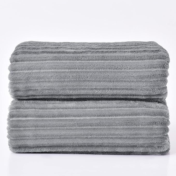 BEDELITE Fleece Throw Blanket for Couch – 3D Ribbed Jacquard Soft and Warm Decorative Fuzzy Blanket – Cozy, Fluffy, Plush Lightweight Gray Throw Blankets for Bed, Sofa, 84x90 inches