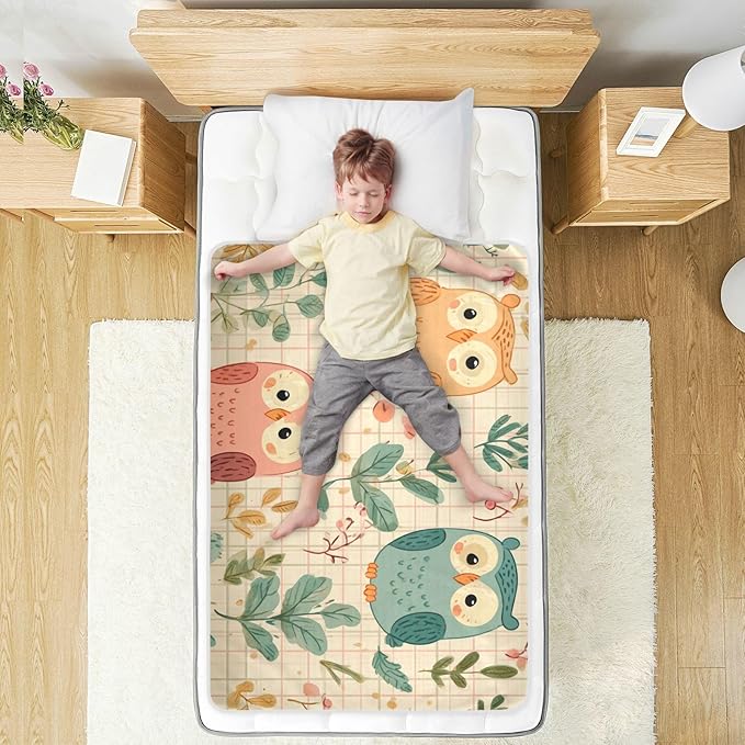 Waterproof Bed Pad Reusable Changing Pad Toddler Mattress Protector Large Pee Pad Baby Diaper Pad Soft Washable Liner Multicoloured Owl Foliage
