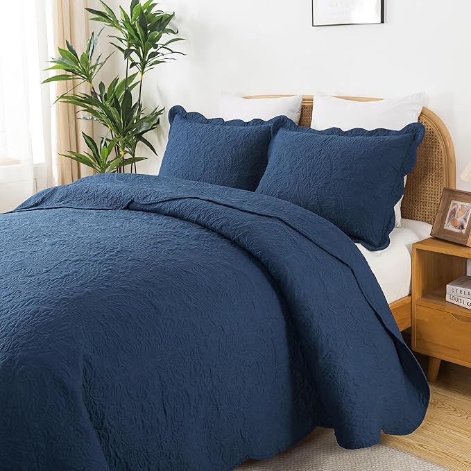 HoneiLife Queen Quilt Bedding Set - Microfiber Quilt Sets for Queen Bed, 3-Piece Lightweight Bedspreads,Reversible Coverlets Rustic Bedlinen Sets, Floral Bedding Set All Season Quilts-Navy