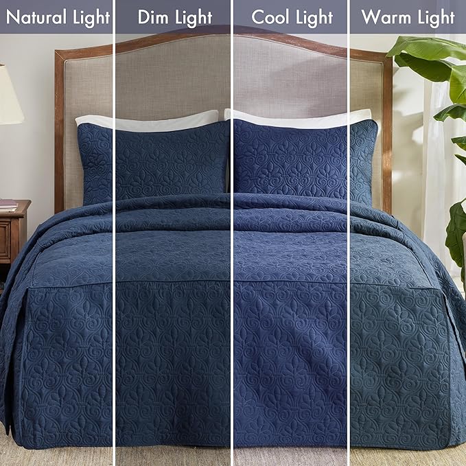 Madison Park Quebec Split Corner Quilted Bedspread Classic Traditional Design All Season, Lightweight, Bedding Set, Matching Shams, King, Damask Quilted Navy 3 Piece