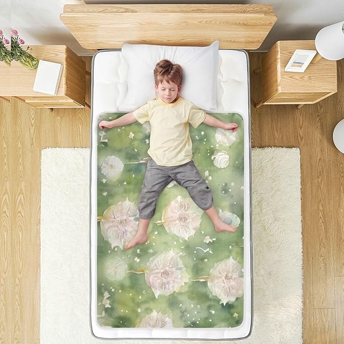 Waterproof Bed Pad Reusable Changing Pad Toddler Mattress Protector Large Pee Pad Baby Diaper Pad Soft Washable Liner Green White Flower