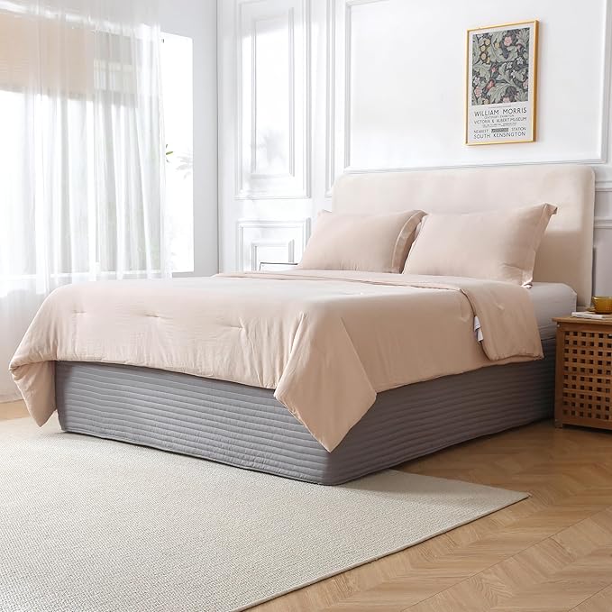 Full Size Gray Bed Skirt with 14-Inch Drop, Easy Fit Wrap-Around Cover for Bed, Wrinkle-Free and Fade-Resistant Box Spring Cover. (Gray Stripes, Full)