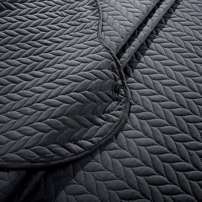 MOONLIGHT20015 Quilt King Size (106" x 96") with 2 Pillow Shams (20" x 36"+2") for All Season - 3 Pcs Lightweight Bedding Set Reversible Coverlet Embossed Quilted Bedspread (Charcoal)