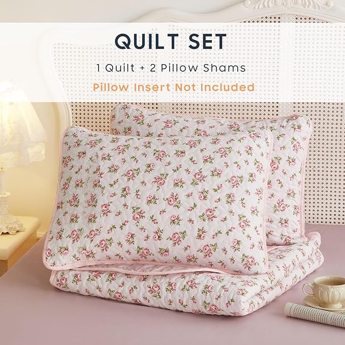 Wake In Cloud - Floral Quilt Set, Coquette Cottagecore Shabby Chic Flower Pattern for Women Teen Girls, Reversible Lightweight Bedspread Coverlet, 3 Pieces, Pink, Queen/Full Size