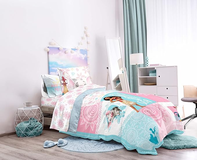 Jay Franco Disney Moana Twin Comforter Set – Tropical Patchwork 5 Piece Bedding Features Pua and HEI HEI - Includes Sheet Set & Pillow Covers - Super Soft Kids Microfiber Bed Set