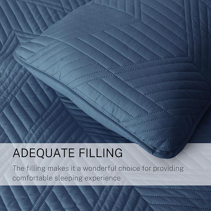 Exclusivo Mezcla Ultrasonic Full Queen Quilt Bedding Set, Lightweight Navy Blue Bedspreads Soft Modern Geometric Coverlet Set for All Seasons (1 Quilt and 2 Pillow Shams)
