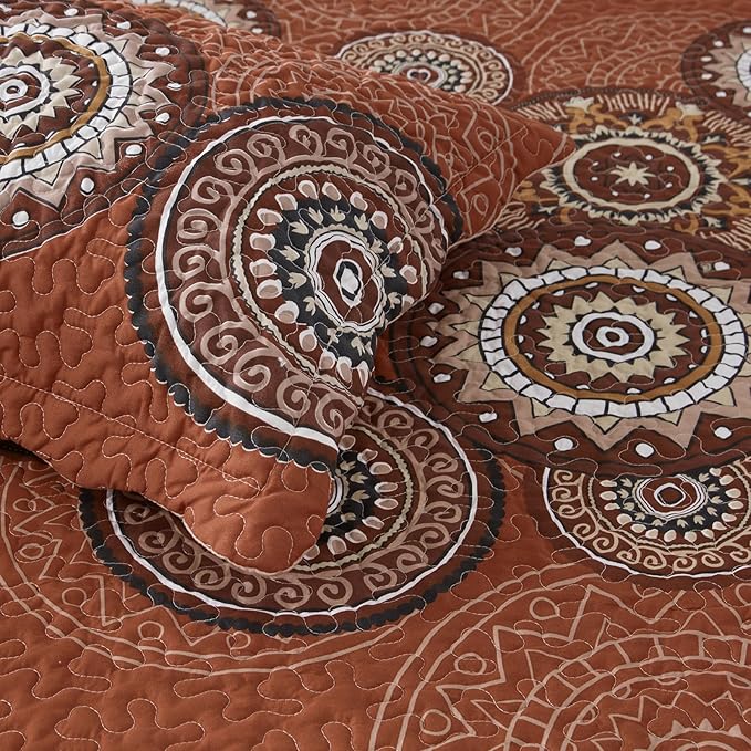 LEAONME 3 Pieces King Size Burnt Orange Rust Quilt Set Lightweight Oversized Bedspread 98''x106'' Soft Microfiber Floral Coverlet Luxurious Warm Bed Cover for All Seasons (1 Quilt, 2 Pillow Shams)