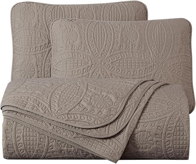 Chezmoi Collection Austin 3-Piece Oversized Bedspread Coverlet Set (King, Taupe)