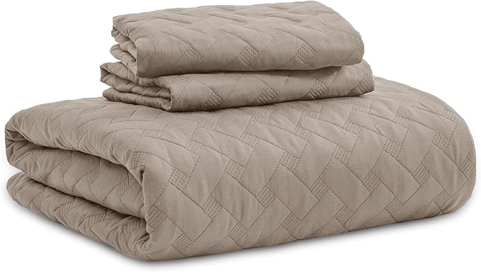 Bedsure Quilts Queen Size - Lightweight Bedspreads Queen Size with Basket Weave Pattern, Soft Quilt Bedding, Taupe Comforter Coverlet for All Seasons (90" x 96")