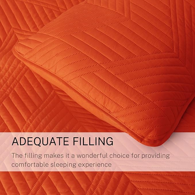 Exclusivo Mezcla Ultrasonic Full Queen Quilt Bedding Set, Lightweight Burnt Orange Bedspreads Soft Modern Geometric Coverlet Set for All Seasons (1 Quilt and 2 Pillow Shams)