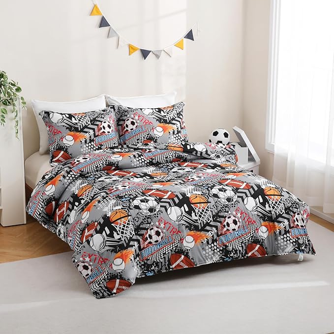 Yibeizi Grey Sports Comforter Set for Boys Twin, Kids Football Basketball Baseball Printed Bedding Set with Pillow Sham, Cute Lightweight Soft Breathable Machine Washable Quilted Bed Comforter