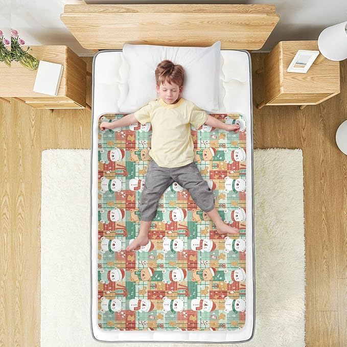 Waterproof Bed Pad Reusable Changing Pad Toddler Mattress Protector Large Pee Pad Baby Diaper Pad Soft Washable Liner Red Green Santa Grid Christmas