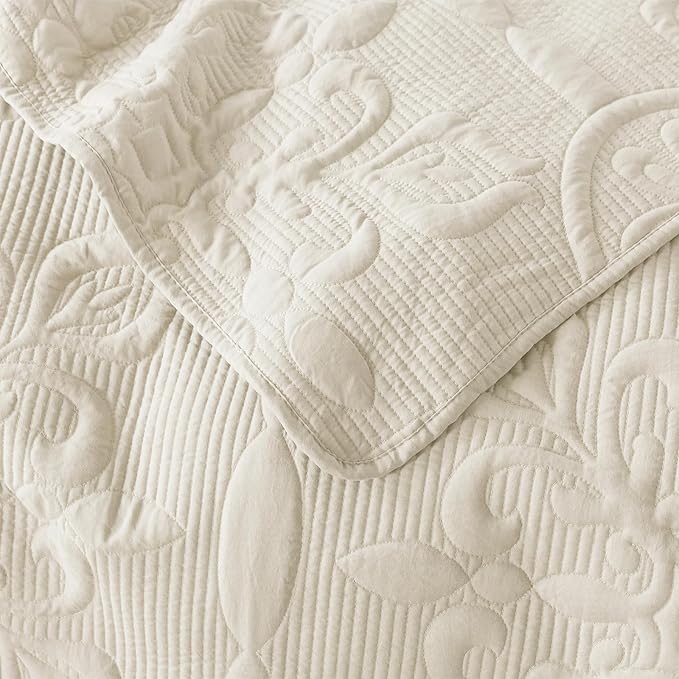 Ivory Damask Quilt Queen Size Bedding Sets with 2 Pillow Shams, Cream Boho Bedspread Lightweight Soft Farmhouse Vintage Bohemian Coverlet Retro Jacquard Pattern Bed Cover for All Season, 3 Pieces