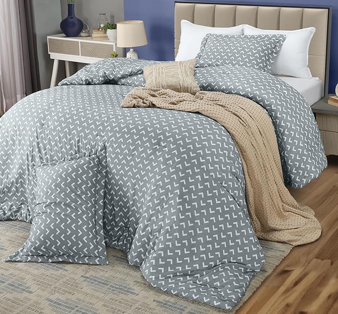 Utopia Bedding - Comforter Set with 2 Pillow Shams - 3 Pieces Bedding Comforter Sets - Down Alternative Comforter - Soft and Comfortable - Machine Washable, Arrow White, King