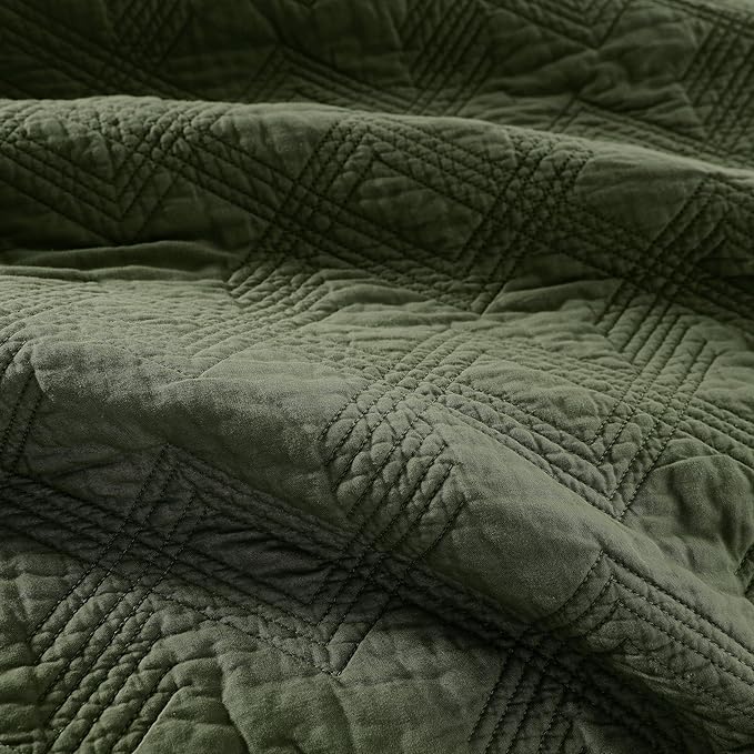 WDCOZY 100% Cotton King Size Quilt Set - Olive Green Pre-Washed Soft Lightweight Modern Bedspread, Farmhouse Country Rustic Coverlet, Textured Like Linen, Shabby Chic Gauze Bedding, 3 Pieces