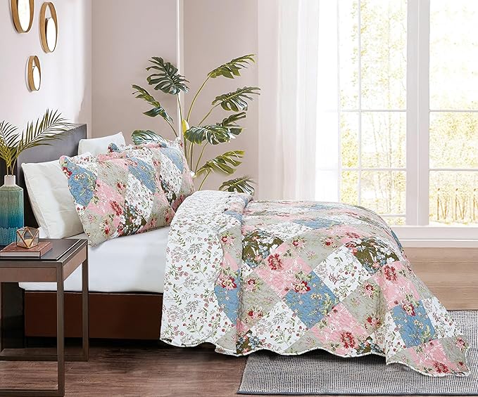 Brilliant Sunshine Peach and Olive Flowers Patchwork, 3-Piece Quilt Set with 2 Shams, Reversible Bedspread, Soft Lightweight Coverlet, All-Season, King, Peach Olive