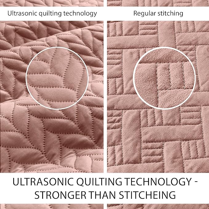 MOONLIGHT20015 Quilt King Size (106" x 96") with 2 Pillow Shams (20" x 36"+2") for Summer - 3 Pcs Lightweight Bedding Set Reversible Coverlet Embossed Quilted Bedspread (Peach)