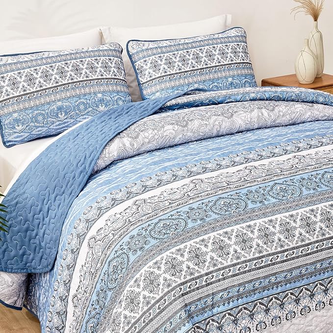 WONGS BEDDING Boho King Quilt Set, Light Blue Bohemian King Quilt Bedding Set, Lightweight Microfiber Bed Decor Bedspread for All Season 104"x90"(3 Pieces)