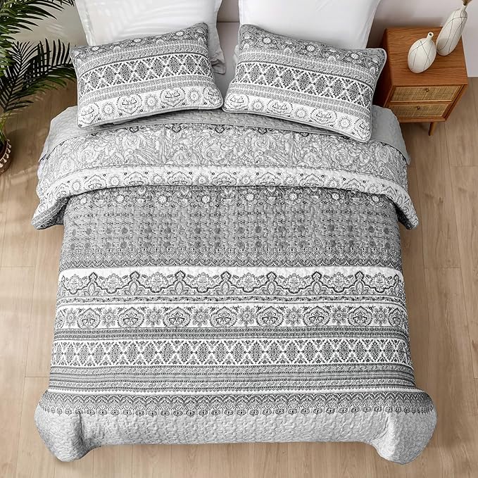 WONGS BEDDING Boho Queen Quilt Set, Grey Bohemian Queen Quilt Bedding Set, Lightweight Microfiber Bed Decor Bedspread for All Season 96"x90"(3 Pieces)