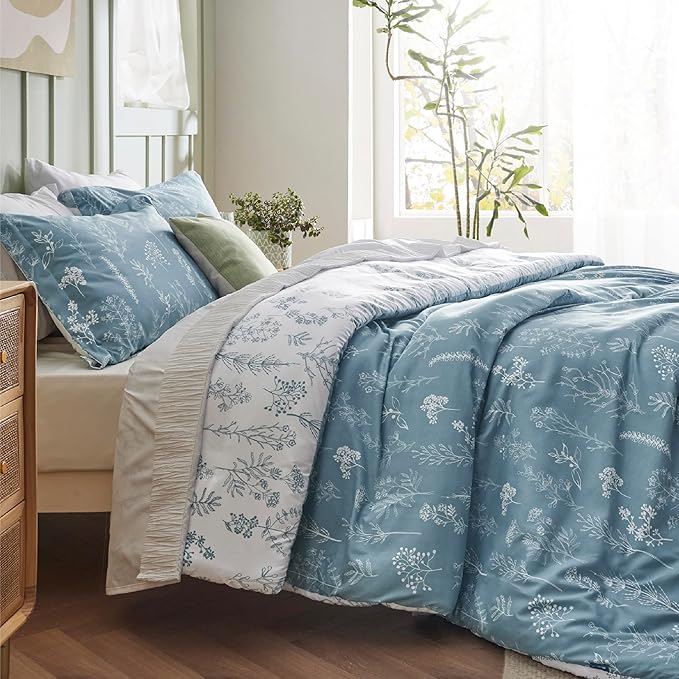 Bedsure Duvet Cover King Size - Reversible Mineral Blue King Duvet Cover Set with Zipper Closure, 3 Pieces Floral Patterned Bedding Set with 8 Corner Ties and 2 Pillow Shams