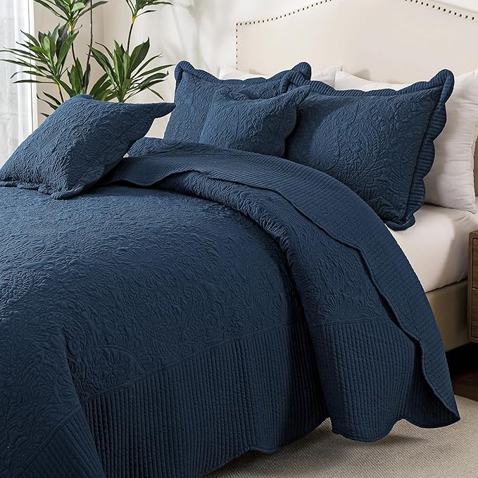 HoneiLife Oversized King Bedspreads 5-Piece - California King Quilts 128"x120",Rustic Bedding Sets King Size with 2 Pillowcases & 2 Throw Pillowcases,Reversible Coverlets Lightweight Bedlinen Sets
