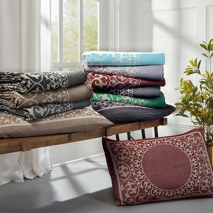 Superior Cotton Blend Bedspread Set, Includes Oversized Bedspread and 2 Matching Pillow Shams, Light Weight Blanket, Bedding Decor, Jacquard Vintage Floral Mandala, Lyron Collection - Full, Off White