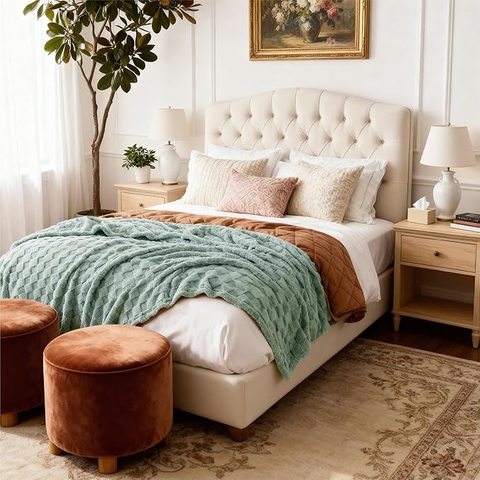 Bedsure GentleSoft Blankets Queen Size for Bed - Super Soft Cozy Blanket for Women Men Girls, Large Fuzzy Fleece Throw for Bedroom Decor, Sage Green, 90x90 Inches