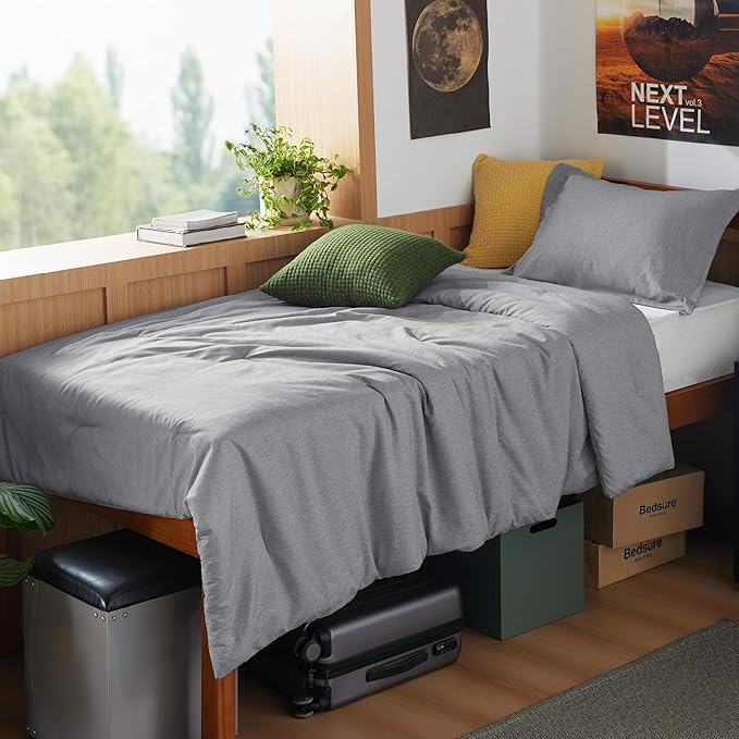 Bedsure Twin/Twin XL Comforter Set - Dark Grey Soft Bedding for All Seasons, Cationic Dyed Bed Set, 2 Pieces, 1 Twin Size Comforter (68"x88") and 1 Pillow Sham (20"x26"+2")