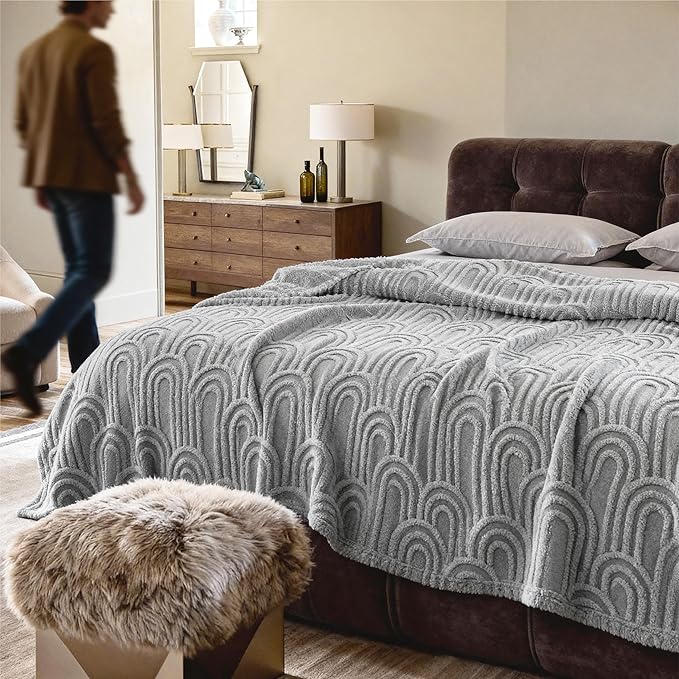 Bedsure GentleSoft Fleece Blanket Queen Size for Bed - Super Soft & Cozy, Fluffy Blankets for Women & Girls, Ideal for Sofa & Couch, Light Grey, 90x90 Inches