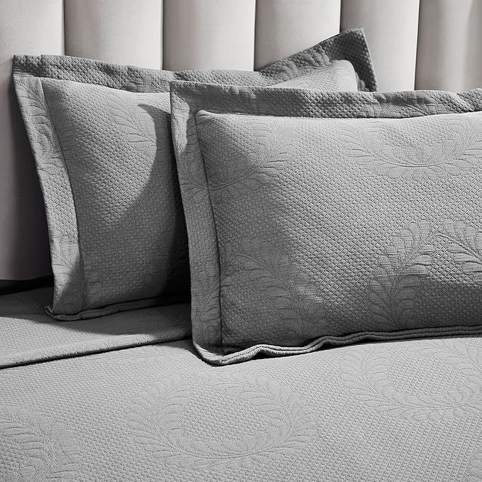 Superior 3 Piece Cotton Bedspread Set, Home Bed Decor, Decorative Bed Spread, 2 Pillow Shams, Medium Weight Blanket, Matelasse Coverlet, Bedding Essentials, Peploi Collection, California King, Grey