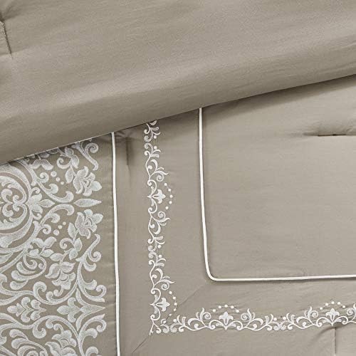 Woolrich Winter Hills Reversible Quilt Set - Cottage Styling Reversed to Solid Color, All Season Lightweight Coverlet, Cozy Bedding Layer, Matching Shams, Oversized King/Cal King, Plaid Tan 3 Piece