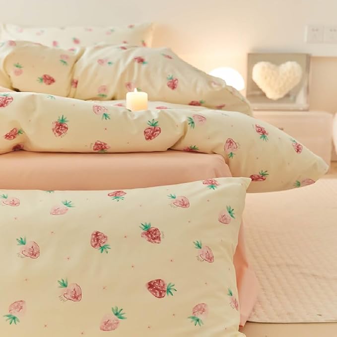 Nayoroom Strawberry Duvet Cover Set Twin Size Girls Cute Pink Strawberries Kawaii Comforter Cover 2 Pieces Soft Lightweight Microfiber Cream White Bedding with Zipper Closure
