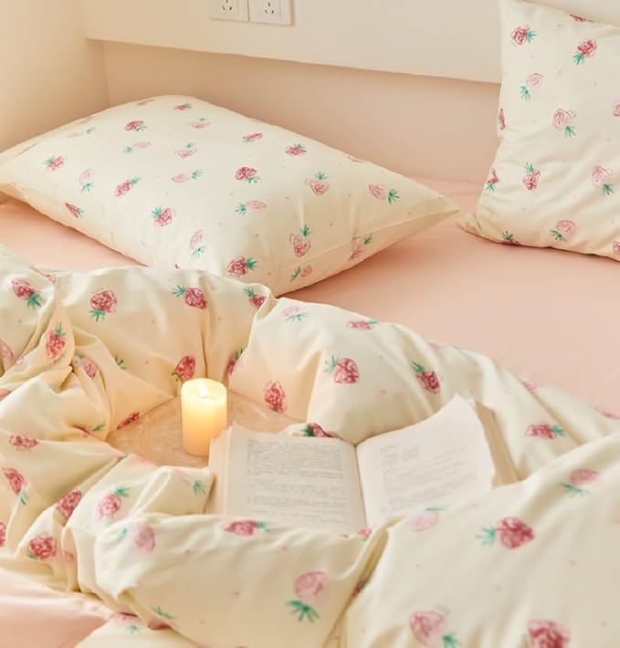 Nayoroom Strawberry Duvet Cover Set Full Size Girls Cute Pink Strawberries Kawaii Comforter Cover 2 Pieces Soft Lightweight Microfiber Cream White Bedding with Zipper Closure