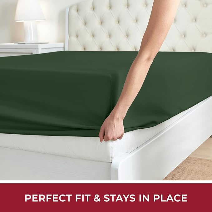 Mellanni Twin Fitted Sheet - Iconic Collection Bedding Sheets with up to 16 inch Deep Pocket - Soft & Cooling - Fade & Stain Resistant - 1 PC (Twin, Emerald Green)