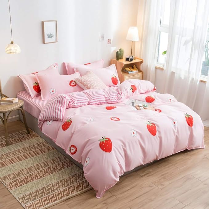 Girls Bedding Set Pink Strawberry Duvet Cover Set Sweet Strawberry Floral Print Comforter Cover Set Cute Fruit Theme Bedspread Cover with Zipper,Luxury Reversible Stripes Bedding(Queen,Strawberry)