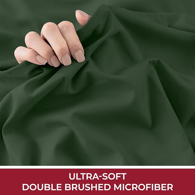 Mellanni Queen Fitted Sheet - Iconic Collection Bedding Sheets with up to 16 inch Deep Pocket - Soft & Cooling - Fade & Stain Resistant - 1 PC (Queen, Emerald Green)