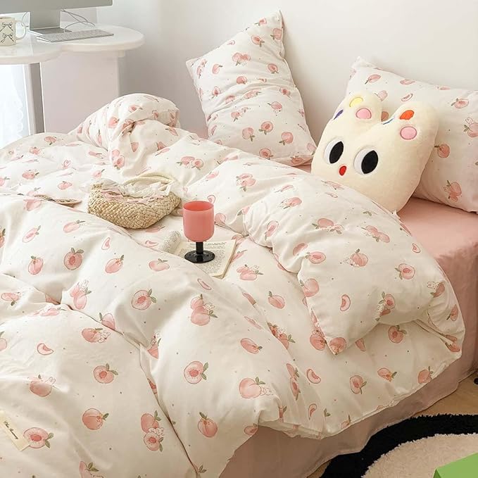 Nayoroom Pink Peach Duvet Cover Queen Size Kawaii Fruit Peaches Rabbit Printed on White Comforter Cover 3Pcs Kids Girls Soft Breathable Microfiber Cute Cartoon Bedding Set with Zipper Closure