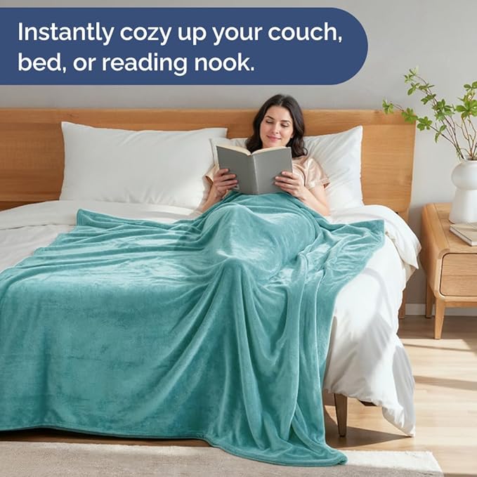 Ultra Soft Fleece Blanket King Size - Flannel Fleece Luxury King Blanket - Lightweight for Couch Bed Chair - Thick, Warm & Breathable - All Season Cozy Fuzzy, Anti-Static Microplush Bedding, Turqoise