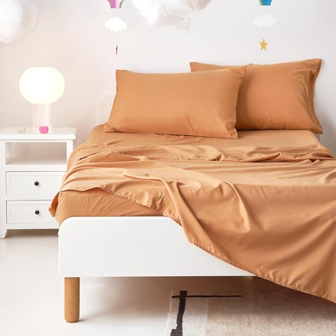 Wake In Cloud - Floral Bedding Set for Girls, Cute Colorful Botanical Flowers Patterned Soft Lightweight Comforter Set with Sheets, 7 Pieces Kids Bed in a Bag, Orange Cream, Queen Size