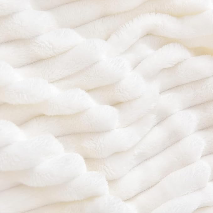 BEDELITE Baby Blankets for Boys Girls 30"x 40" - 3D Ribbed Jacquard Cute Fuzzy Fleece Blanket, Warm and Breathable Soft Cozy Infant Toddler Blanket for Newborn All Seasons Suitable, White