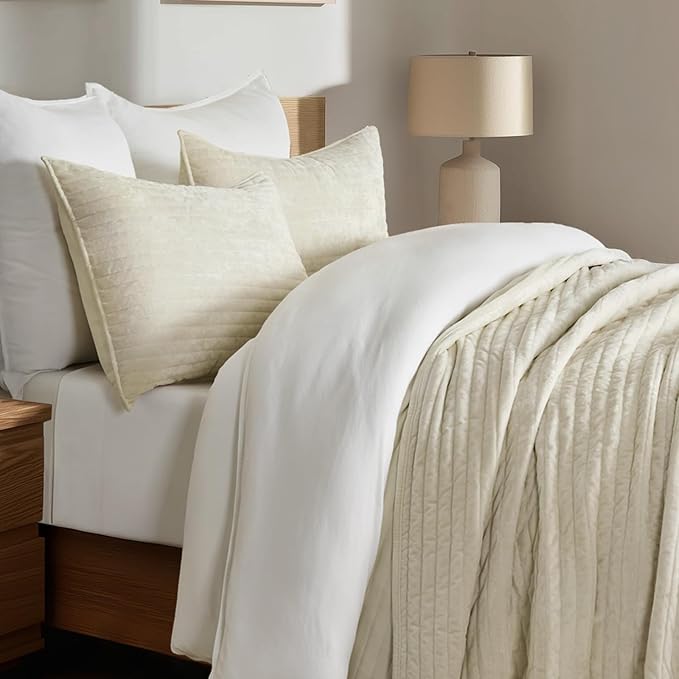 EVERGRACE Velvet Quilt Set King Size, Luxurious Soft Striped Channel Bedding Set, Lightweight Velvet Comforter for All Season, Oversized Bedspread Coverlet with 2 Matching Shams, Beige