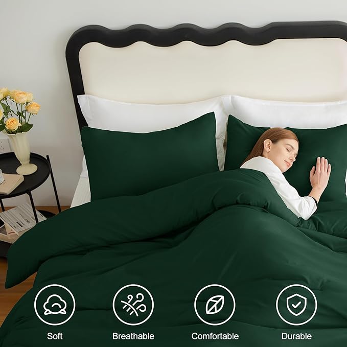 CozyLux Dark Emerald Green Comforter Set Twin/Twin XL Size, 2 Pieces Twin Extra Long Solid Breathable Quilted Bedding Sets, Soft Bed Set with Down Alternative Comforter and 1 Pillowcase for All Season