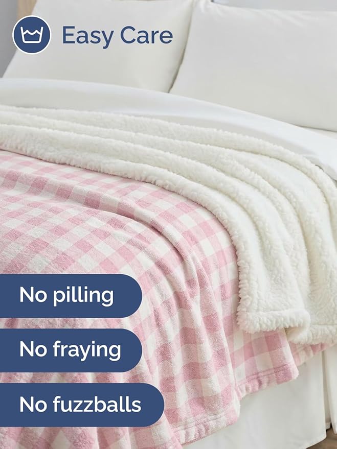 Valentines Day Throw Blanket - Pink Checkered Sherpa Fleece Blanket Throw Size - Super Soft Double Sided for Bed, Sofa, Couch - Thick, Warm & Plush - Luxurious Bedding Valentines Day Decor - 50" x 60"